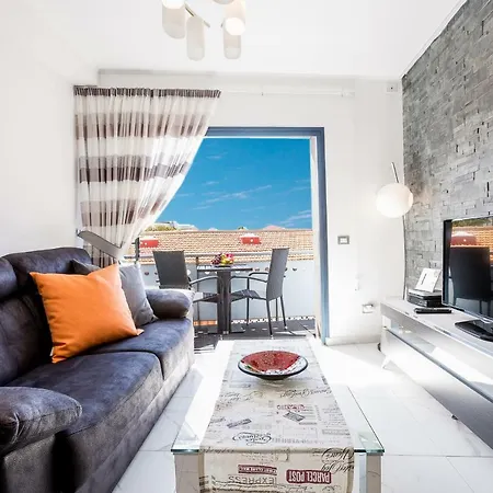 Apartamento Famar, La Caleta, Wifi, Ocean